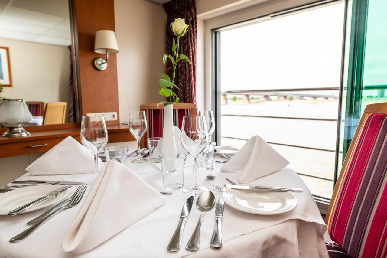 Kd Hotelship Duesseldorf Comfort Plus Buitenkant foto